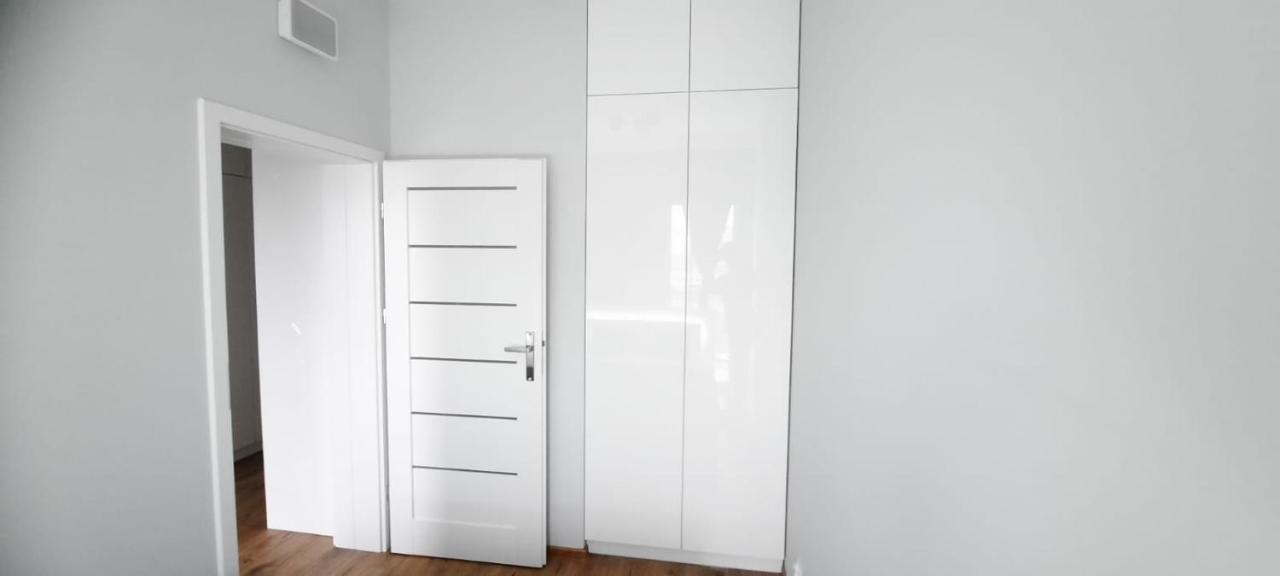 Prymasa Tysiaclecia 83A City Center Viev Sperate Bedroom By Perfect Apart 530 Варшава Екстер'єр фото